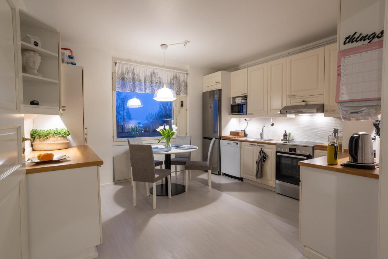 Modern Design W/balcony, Free Parking,wifi & A/c Lappeenranta